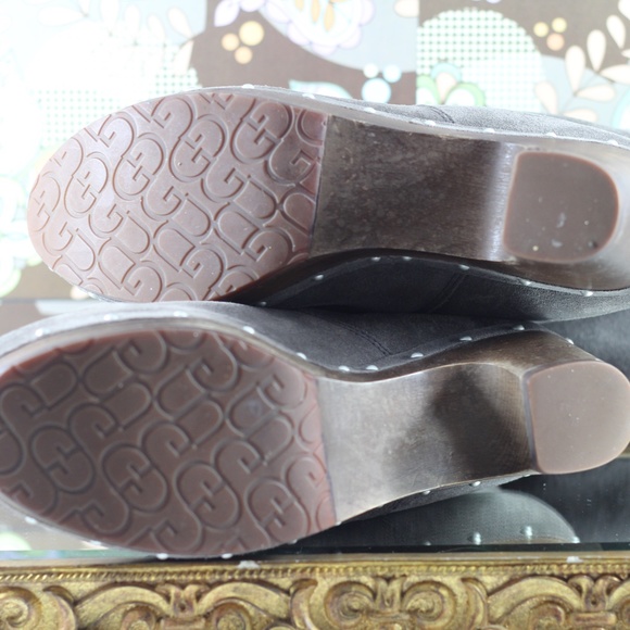 UGG Suede Sheepskin Booties - Picture 12 of 16